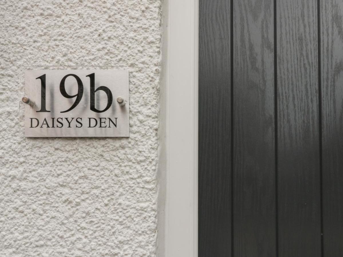 Daisy'S Den Daire Whitby Dış mekan fotoğraf